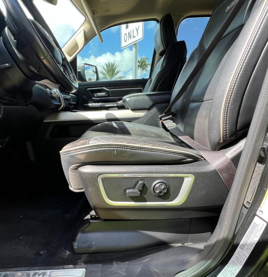 RAM 1500 Laramie Quad Cab 2WD 2020