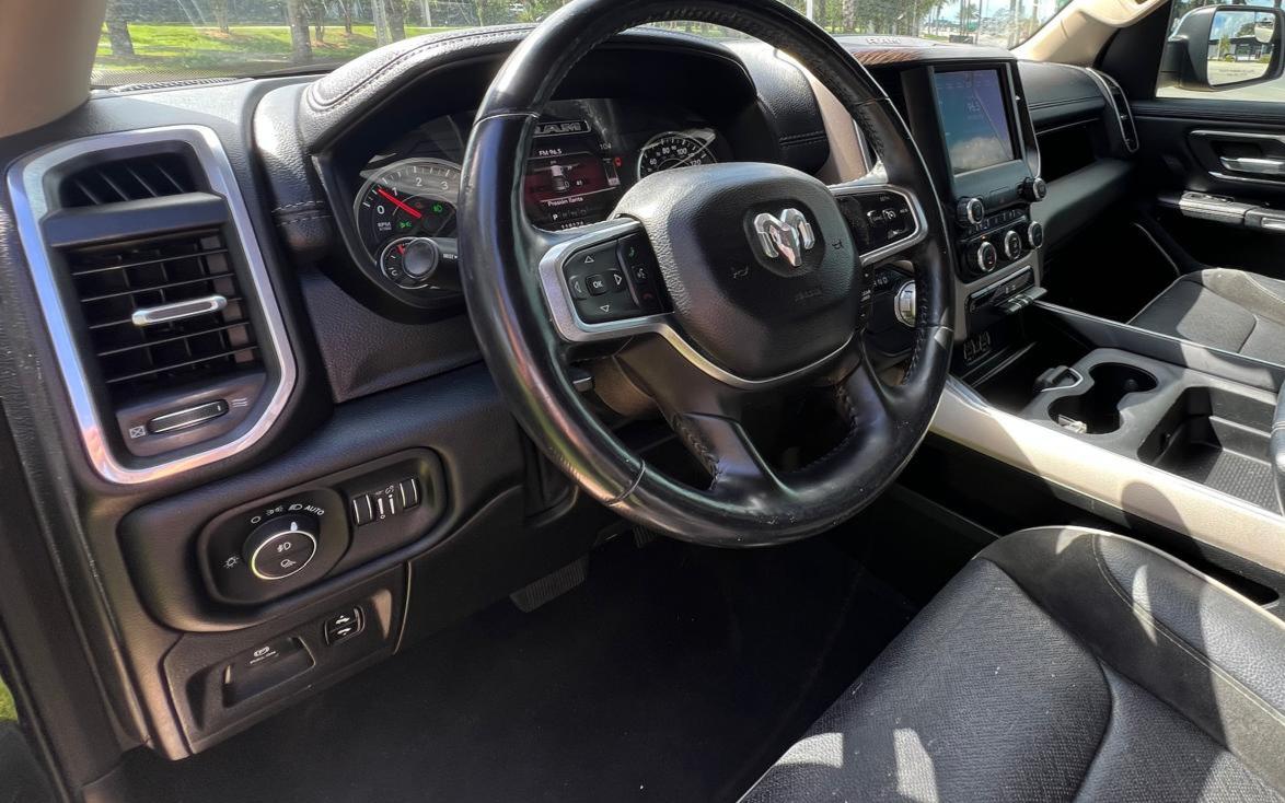 RAM 1500 Laramie Quad Cab 2WD 2020