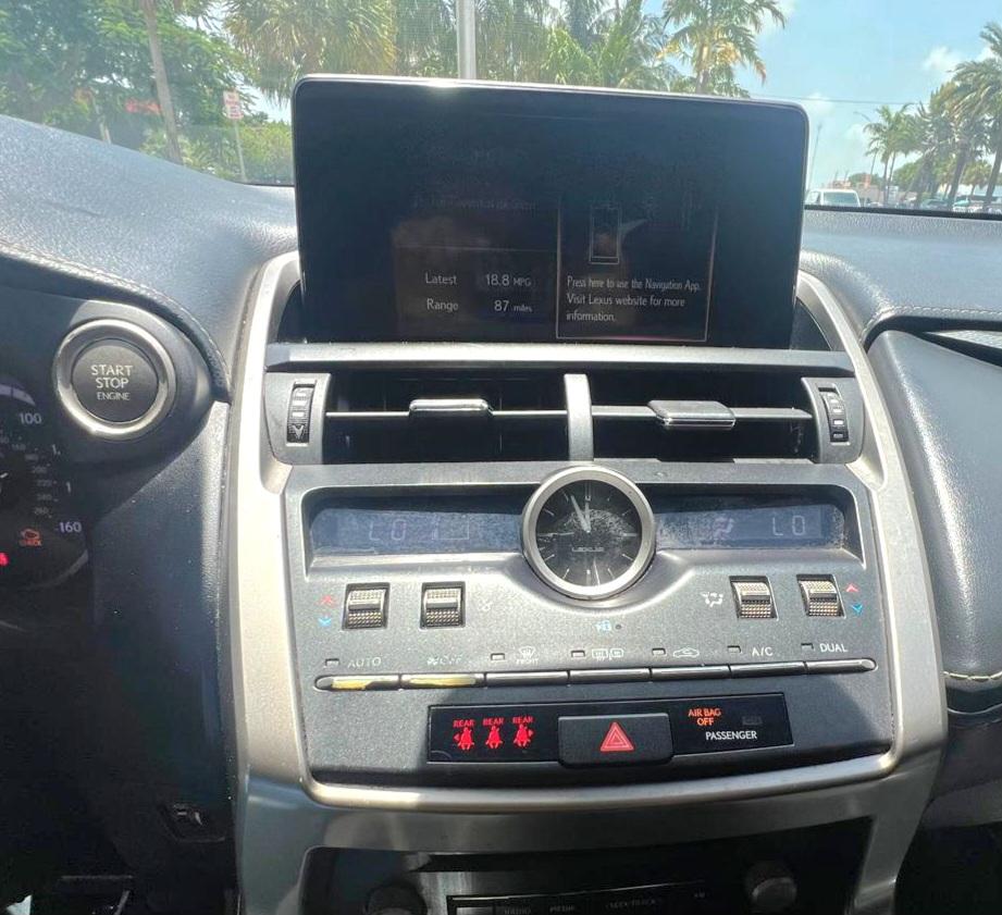 Lexus NX 200t FWD 2019