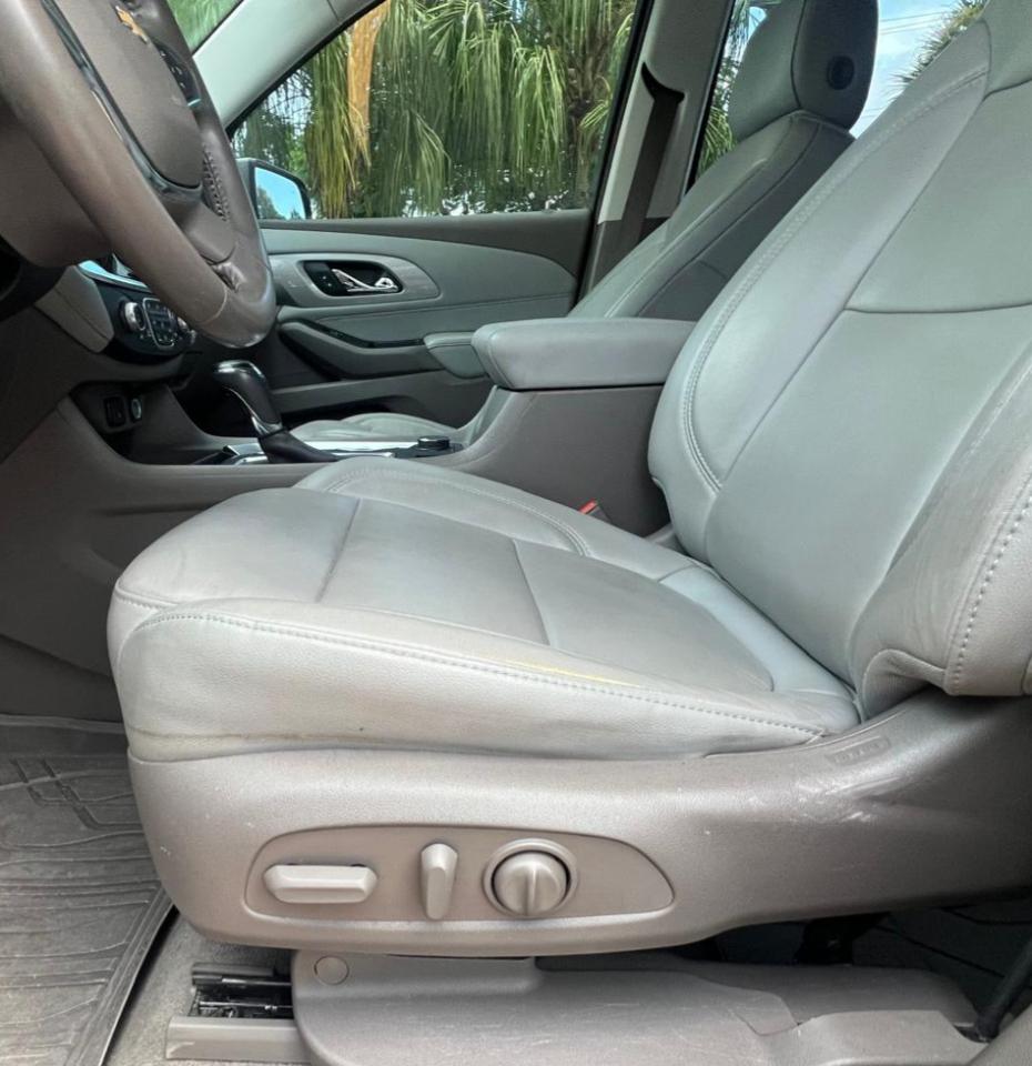 Chevrolet Traverse LT Leather FWD 2019