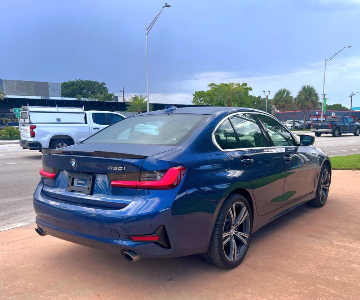 BMW 3-Series 330i 2021