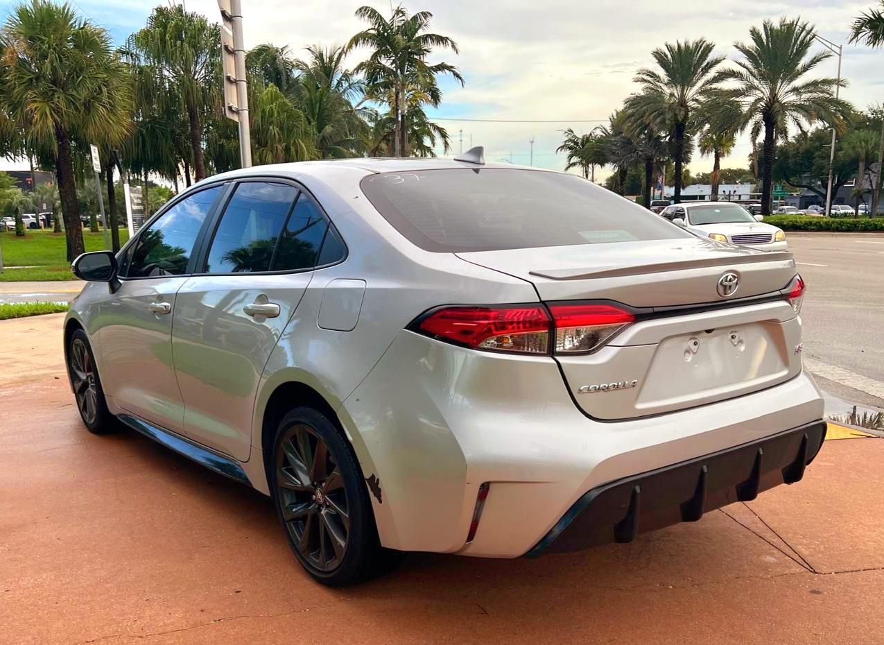 Toyota Corolla SE 2023