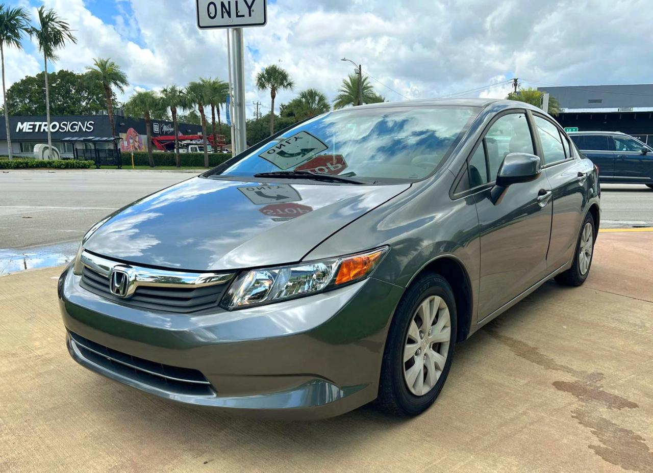 Honda Civic LX Sedan 5-Speed MT 2012