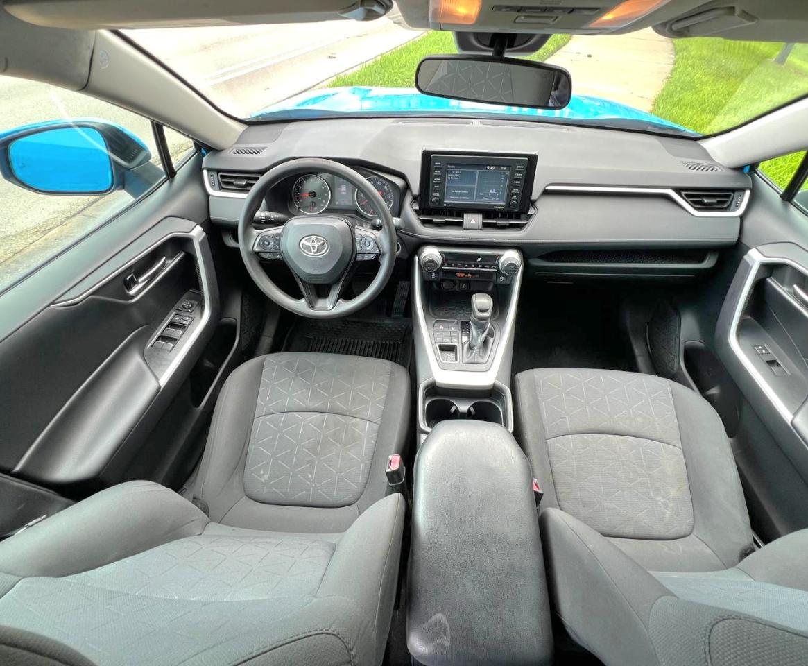 Toyota RAV4 XLE AWD 2021