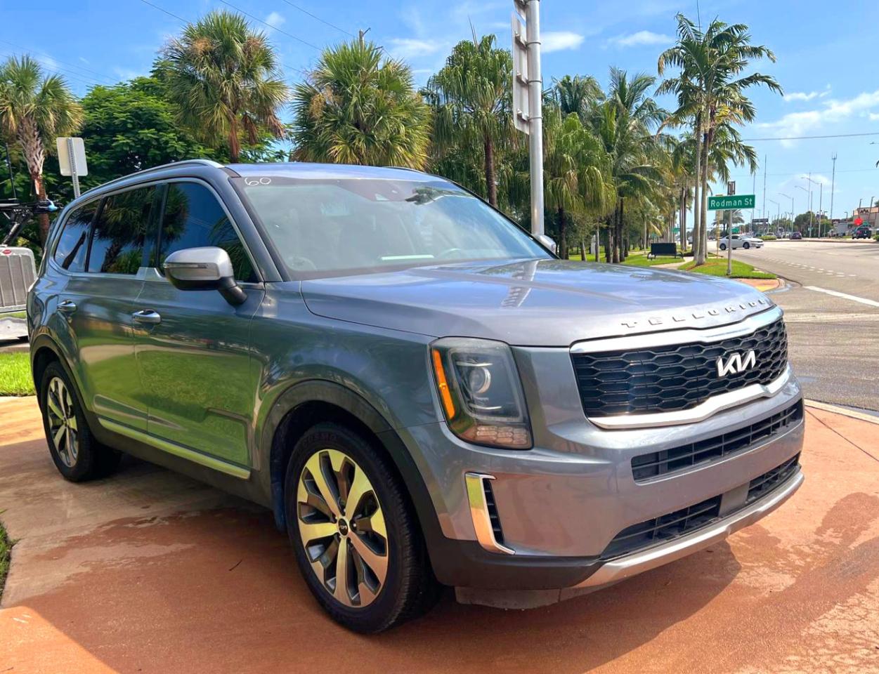 Kia Telluride S 2022