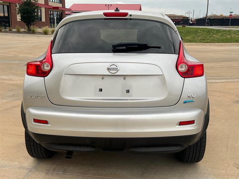 Nissan Juke S FWD 2014