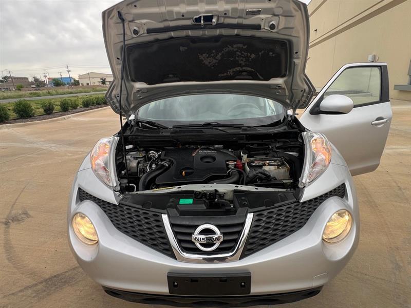 Nissan Juke S FWD 2014