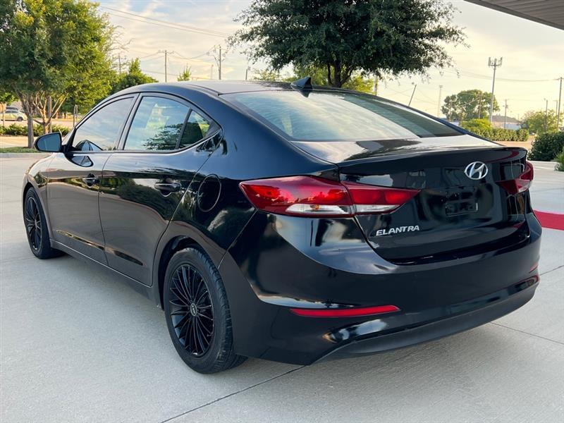 Hyundai Elantra Limited 2018