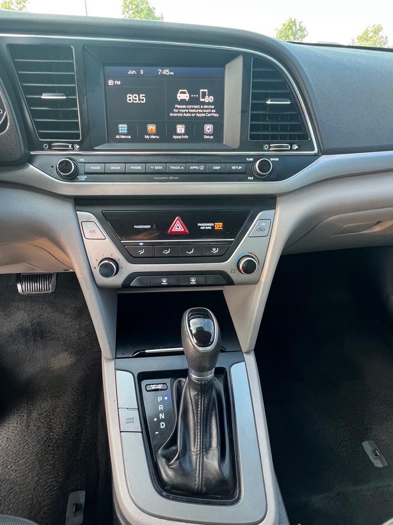 Hyundai Elantra Limited 2018