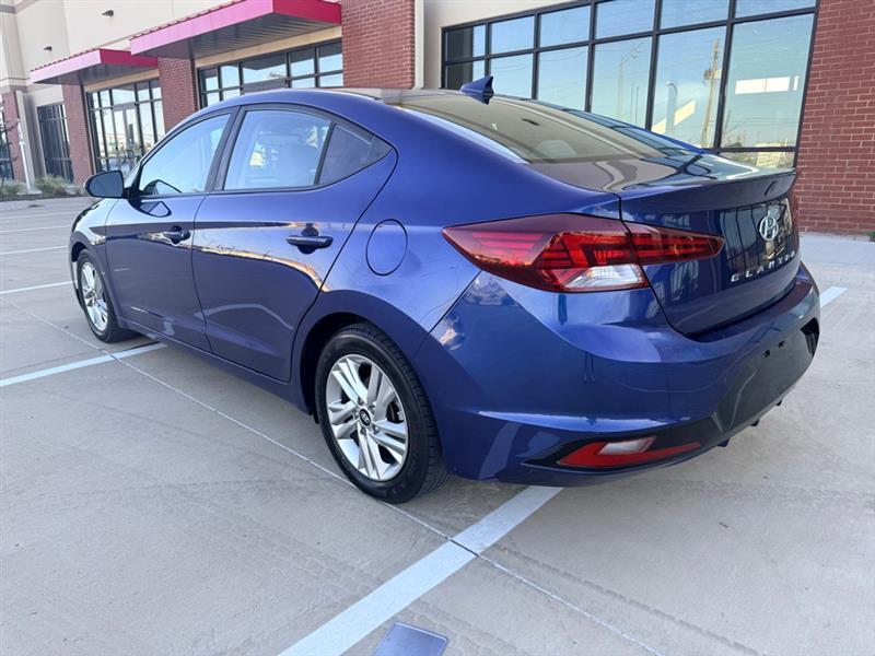 Hyundai Elantra Limited 2020