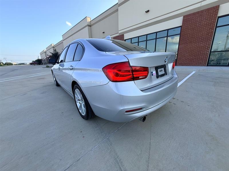 BMW 3-Series 320i Sedan 2016