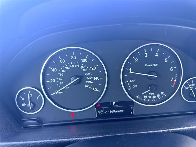 BMW 3-Series 320i Sedan 2016