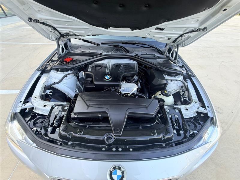 BMW 3-Series 320i Sedan 2016