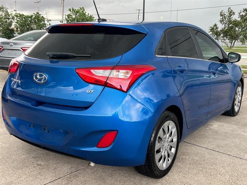 Hyundai Elantra GT A/T 2017