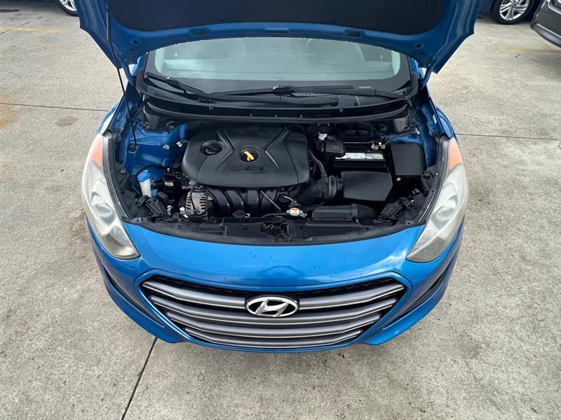 Hyundai Elantra GT A/T 2017