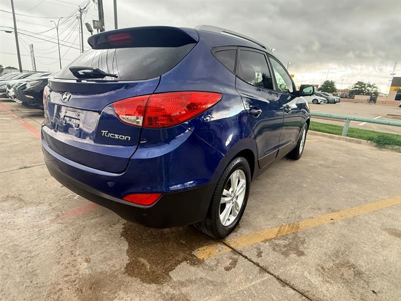 Hyundai Tucson GLS 2WD 2013