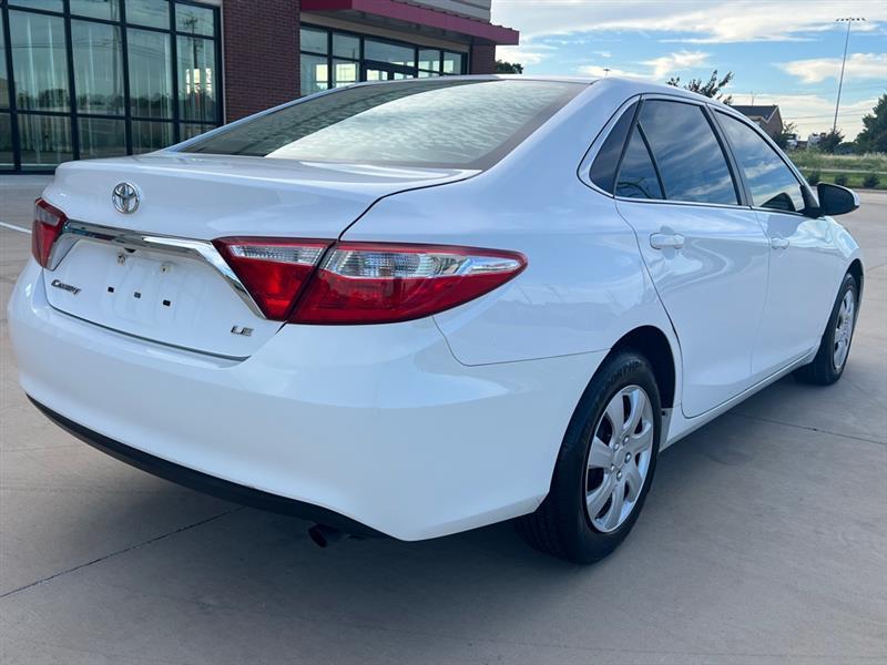 Toyota Camry LE 2017