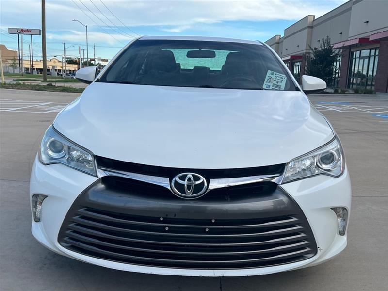 Toyota Camry LE 2017