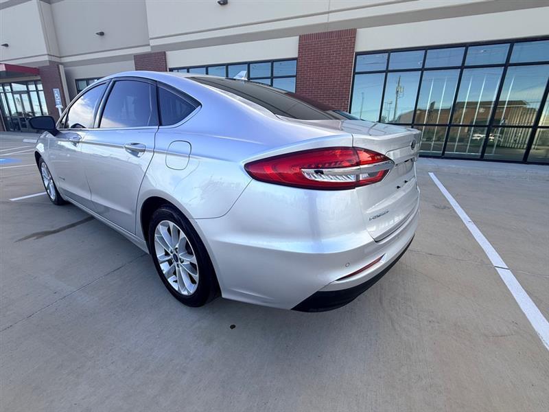 Ford Fusion Hybrid SE 2019