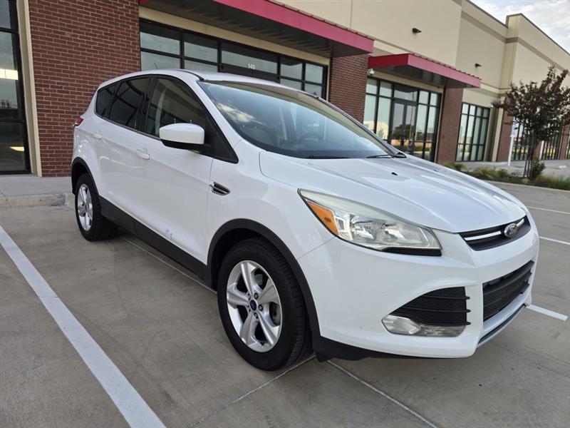 Ford Escape SE FWD 2016