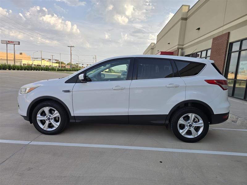 Ford Escape SE FWD 2016