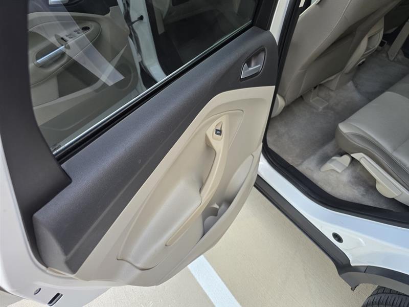 Ford Escape SE FWD 2016