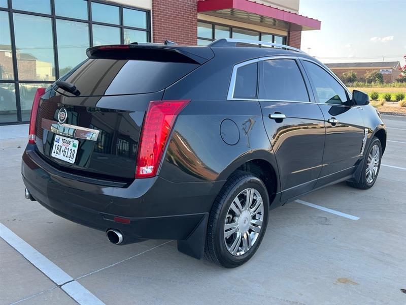 Cadillac SRX Luxury Collection 2011