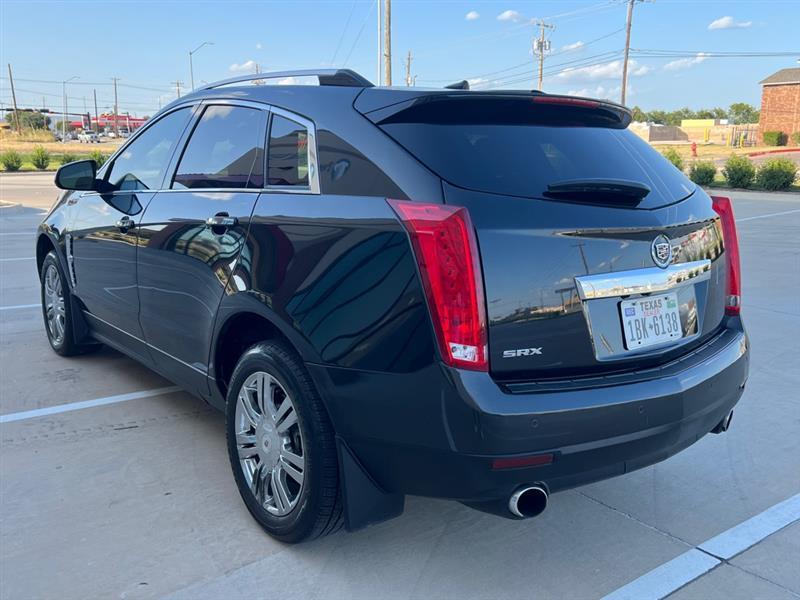 Cadillac SRX Luxury Collection 2011