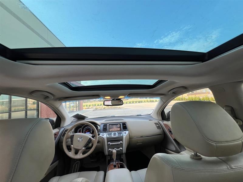 Nissan Murano S 2012