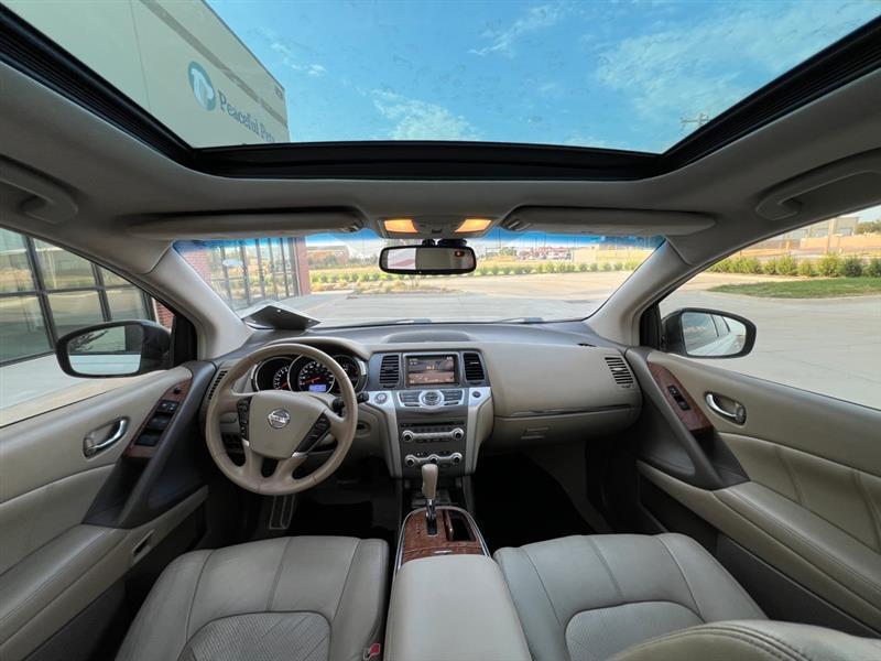 Nissan Murano S 2012