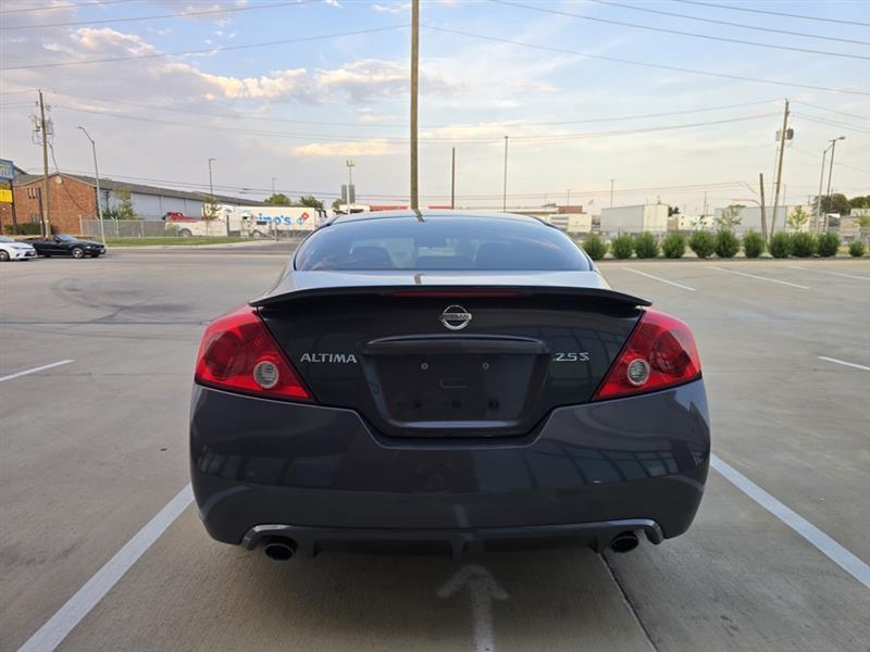 Nissan Altima 2.5 S CVT Coupe 2012