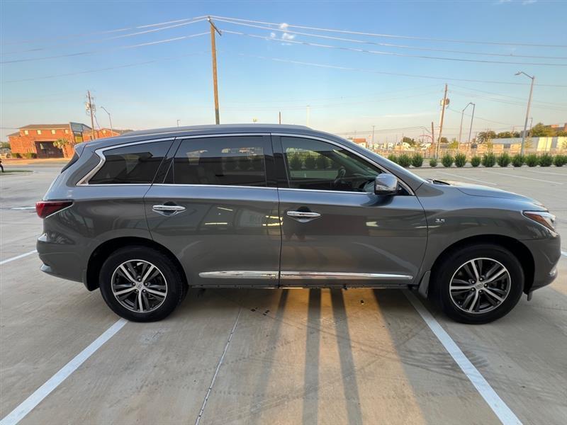 Infiniti QX60 PURE 2020