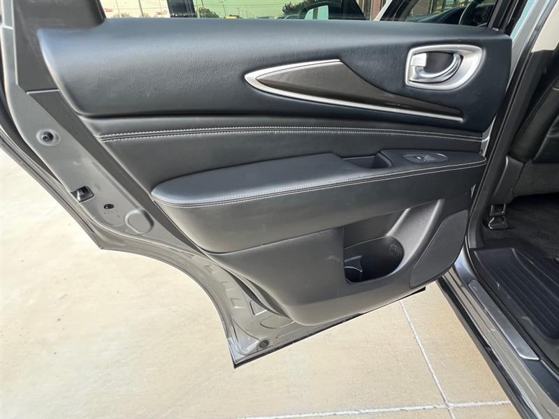 Infiniti QX60 PURE 2020