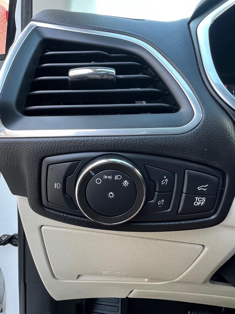 Ford Edge Titanium 2021