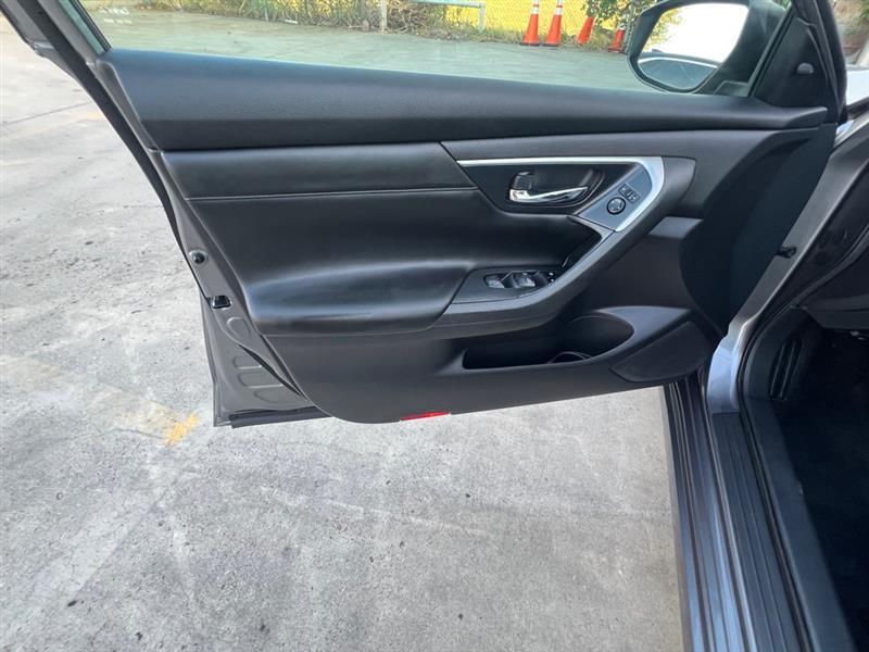 Nissan Altima 2.5 2015