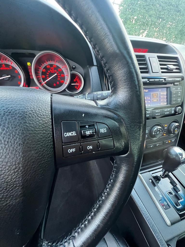 Mazda CX-9 Touring 2011