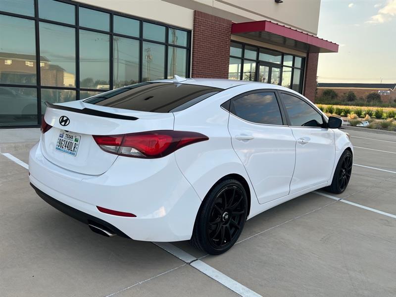 Hyundai Elantra Sport 6AT 2015