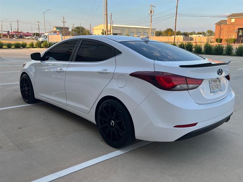 Hyundai Elantra Sport 6AT 2015