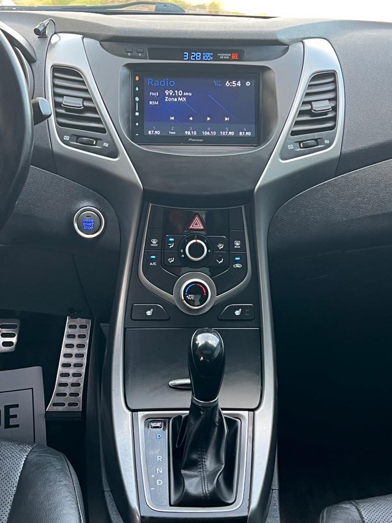 Hyundai Elantra Sport 6AT 2015