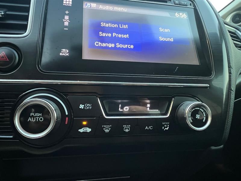 Honda Civic SE Sedan CVT 2015