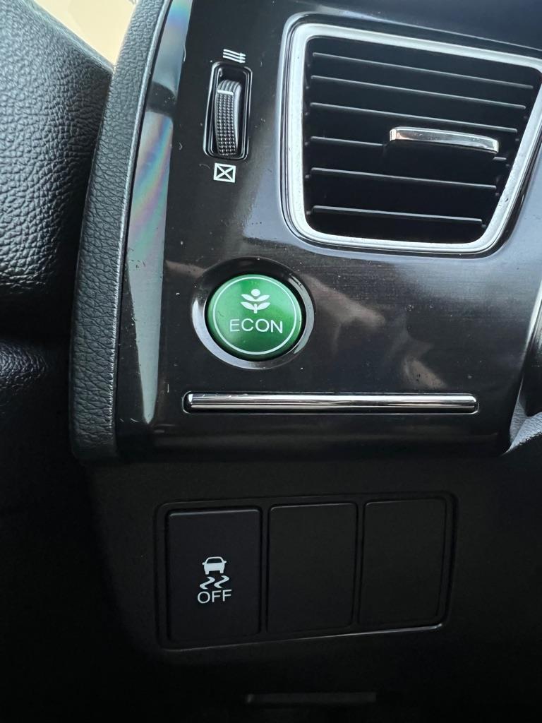 Honda Civic SE Sedan CVT 2015