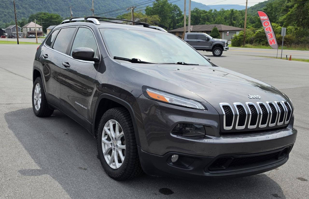 Jeep Cherokee Latitude FWD 2017
