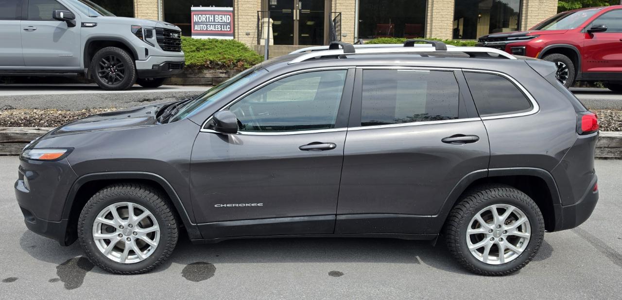 Jeep Cherokee Latitude FWD 2017