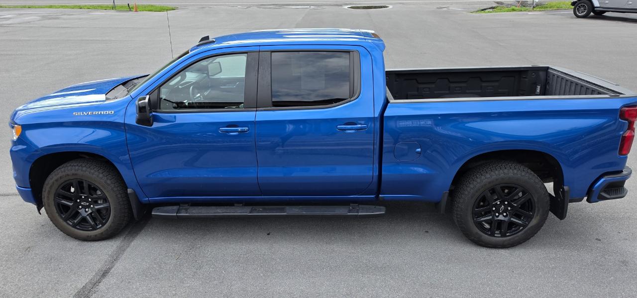 Chevrolet Silverado 1500 RST Crew Cab 4WD 2024