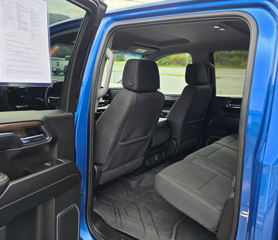 Chevrolet Silverado 1500 RST Crew Cab 4WD 2024