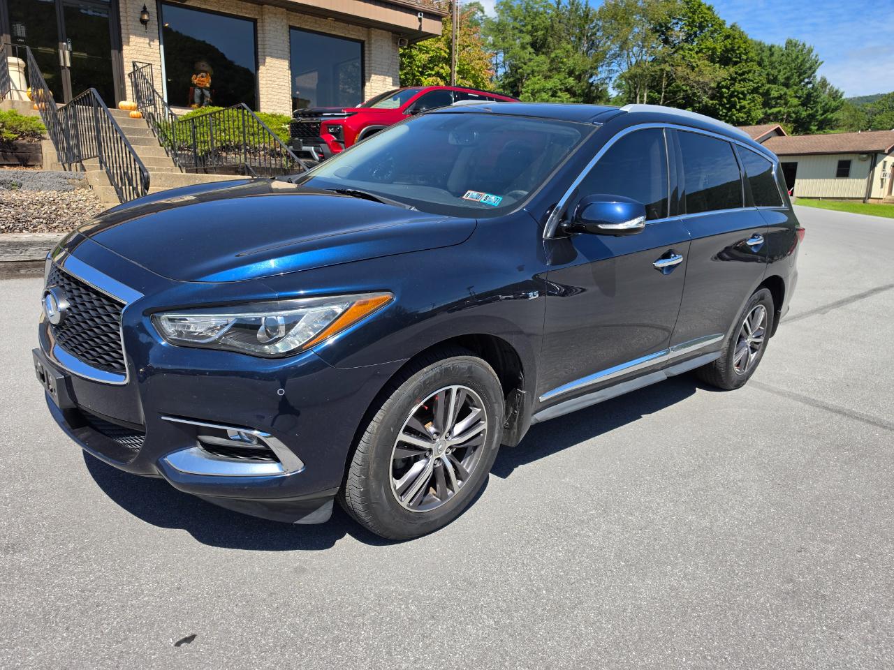 Infiniti QX60 Base AWD 2017
