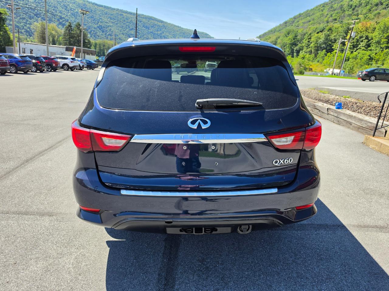 Infiniti QX60 Base AWD 2017
