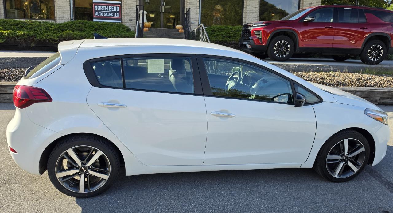 Kia Forte 5-Door EX 2017