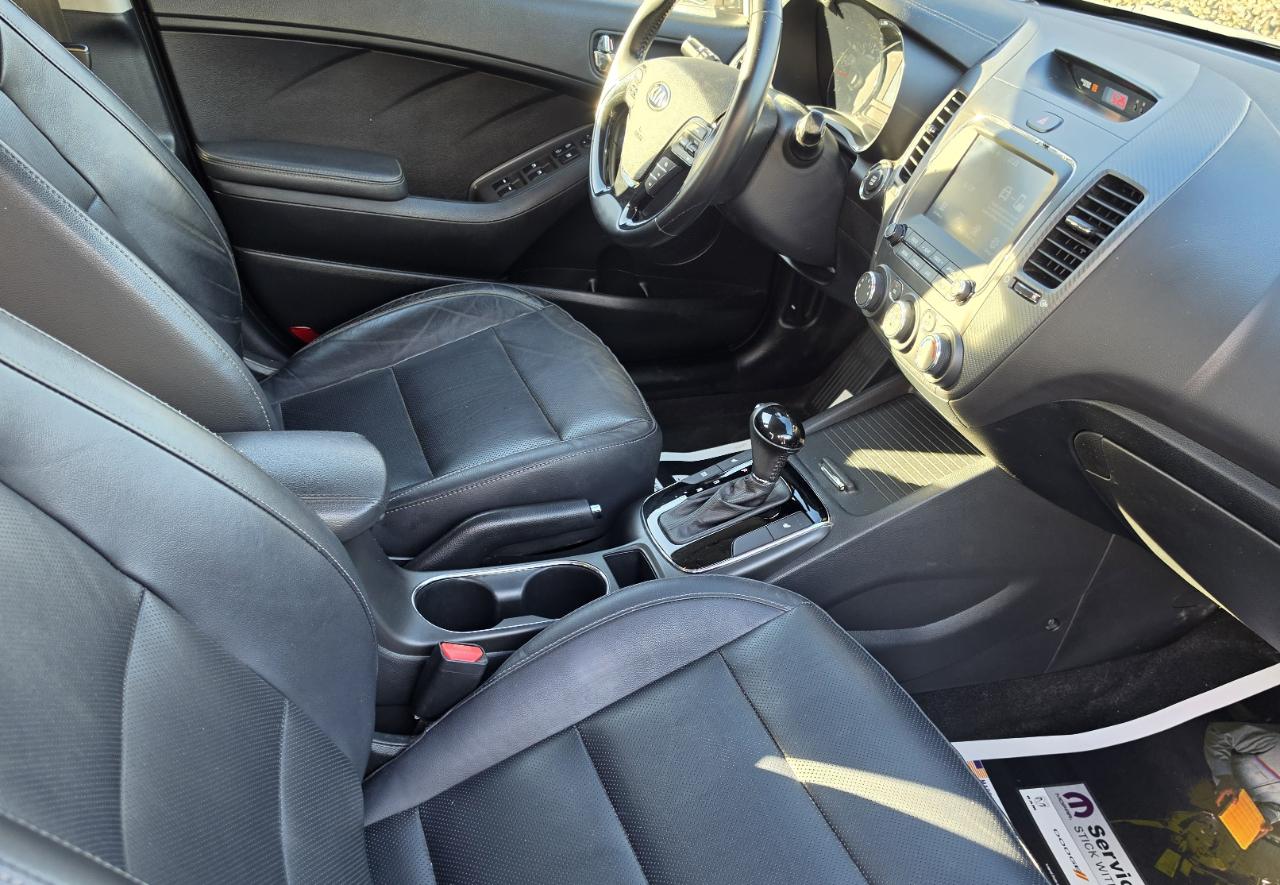 Kia Forte 5-Door EX 2017