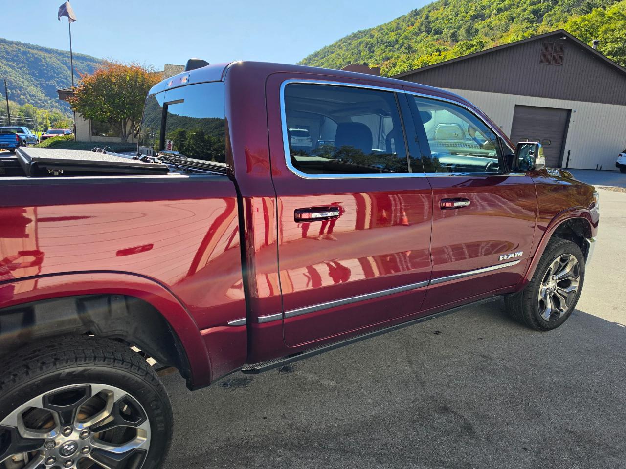 RAM 1500 Limited Crew Cab SWB 4WD 2019